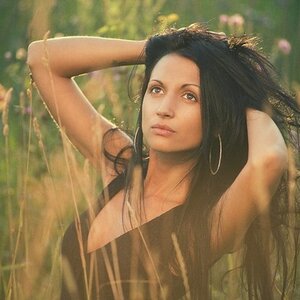 Alena Topaz picture