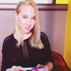 Елена Антонова
