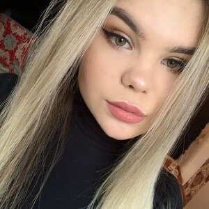 Влада Подкорытова