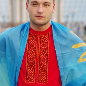 Vladislav Larochkin picture