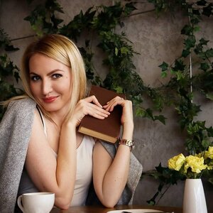 Надежда  В