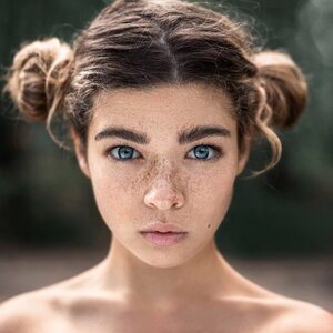 Софья Тихонова