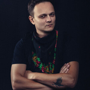 Mark Avgust picture