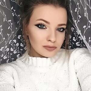Анастасия Хлупова