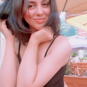 ZVAKA NAKA picture