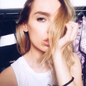 Ana Larsen