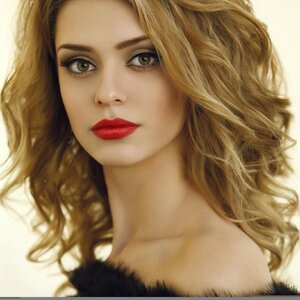 Oksana Domanovich picture