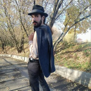 Ian  Beloborodov
