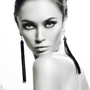 Евгения Любимова
