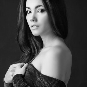 Елена Емельянова