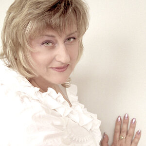 Елена Ушакова