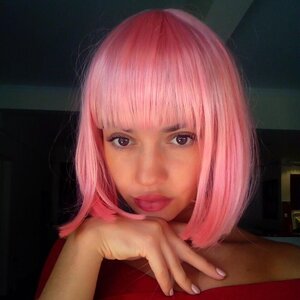 Evgeniya EvgeniyaFrank Frank