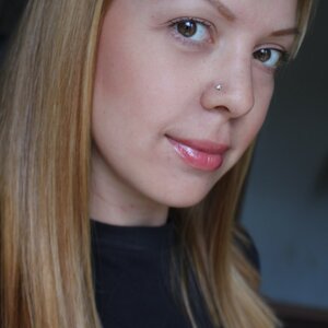 LENA MEL'NIKOVA picture
