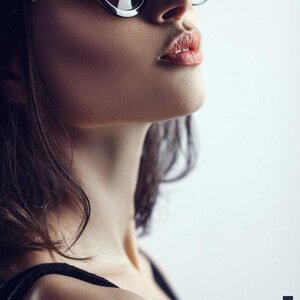 Anna Holub