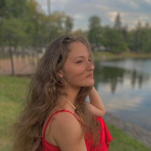 Lar'kina picture