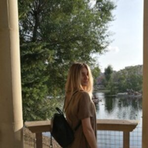 Svesnikova Svesnikova