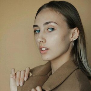 Алёна Моус
