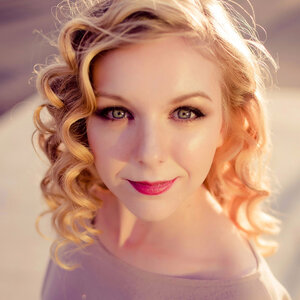 Елена Жукова