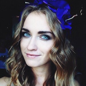 Nataliya Nataliya_mos M