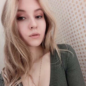 Lana Demchenko picture