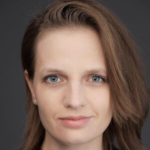 Elena Apokorina