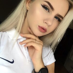 Ксения Миллер