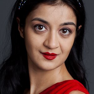 Карина Страхова