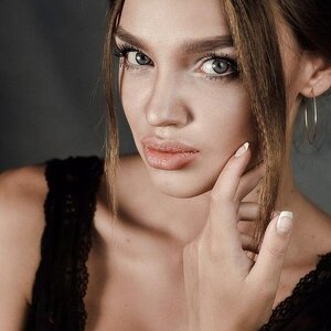 Maria Papina picture