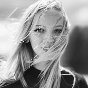 Никитина Елена
