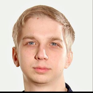 Денис Поплавский