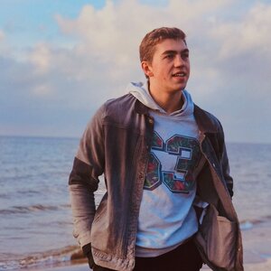 Maksim Pekki