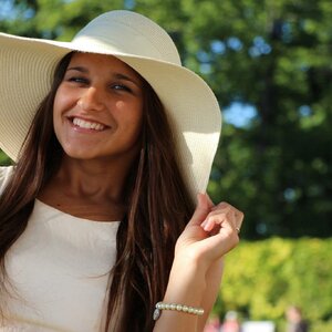 Izabel' ...