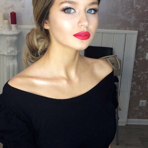 Karina Kazakova