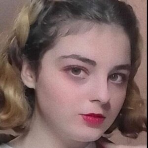 Ирина Олиярник
