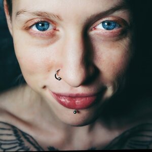 Anna Zar