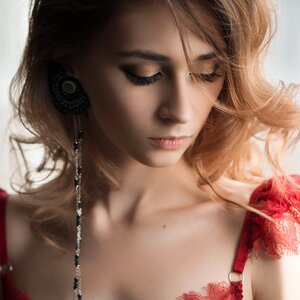 Yana West picture