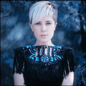 Элина Махаонова
