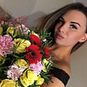 Анна Ларина