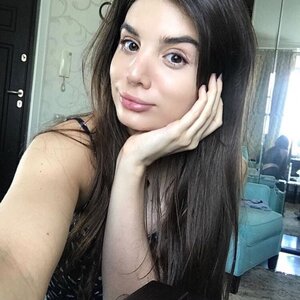 Valeria Dej
