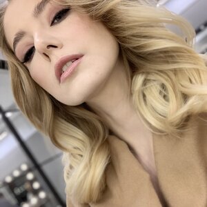 Александра Шахова