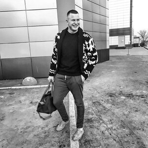 Сергей Извеков