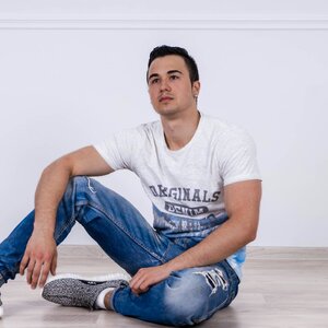 Maksim Bescennij