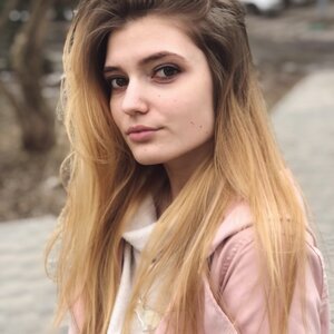 Виктория Емельянова