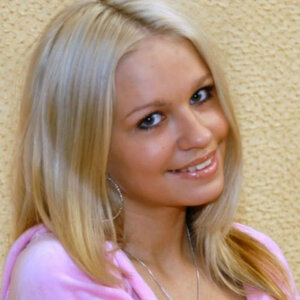 Darina Maydanova picture