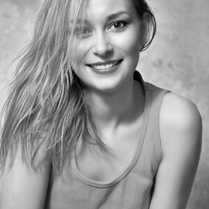 Елена Ушакова