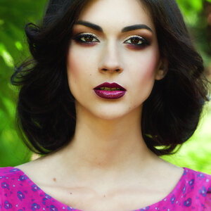 Yulia Petrichuk picture