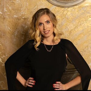 Anna Salehova picture