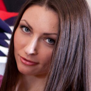 Елена Александрова