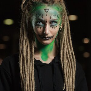 Zhenja Langraab