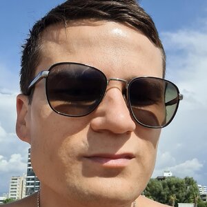 Dima D.